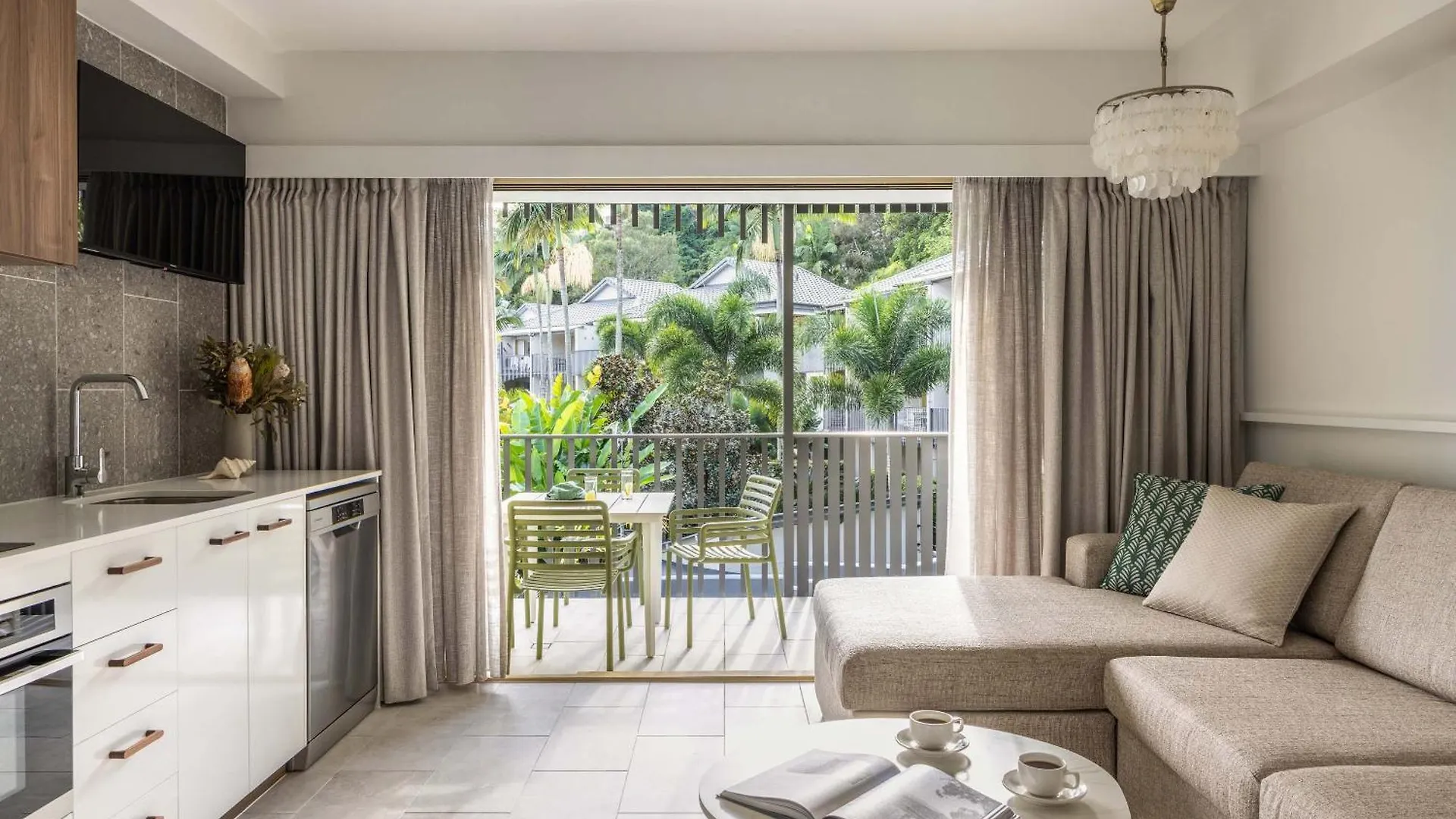 Mantra French Quarter Noosa Aparthotel  Noosa Heads