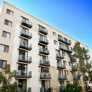 **** Hotel apartamentowy Mont Clare Boutique Australia